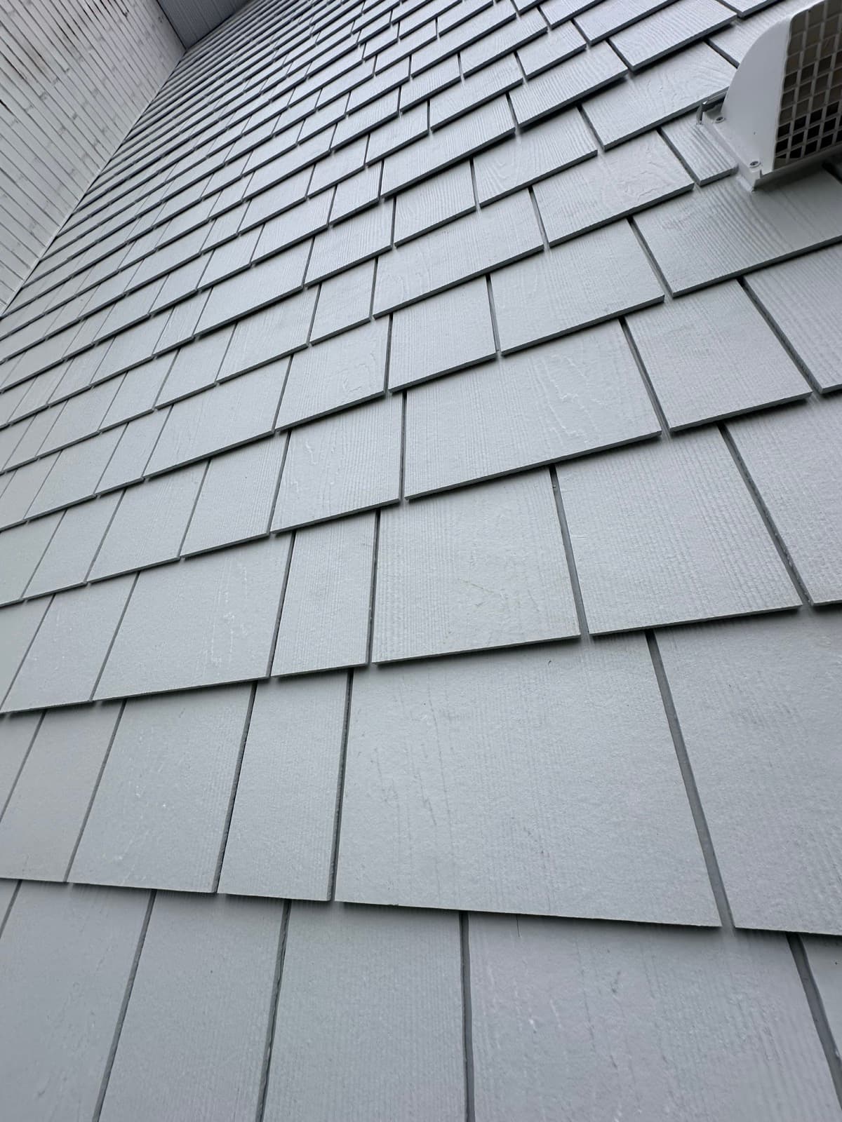 Completed siding and fascia